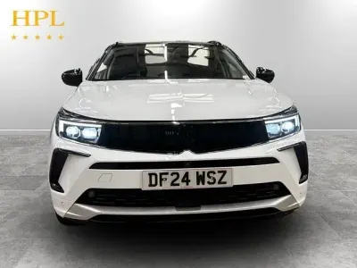 Second-hand Vauxhall Grandland X Ultimate 130 CP (95 kW) 2024 Alb SUV