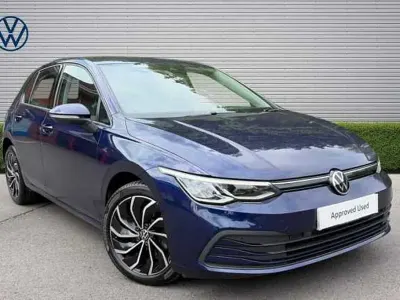 Gebraucht VW Golf VII 115 PS (84 kW) 2021 Kleinwagen