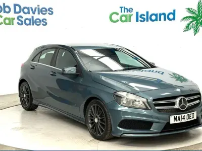 Używany Mercedes A180 AMG 109 KM (80 kW) 2013 Niebieski Hatchback
