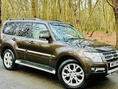 Second-hand Mitsubishi Shogun 187 CP (137 kW) 2017 SUV