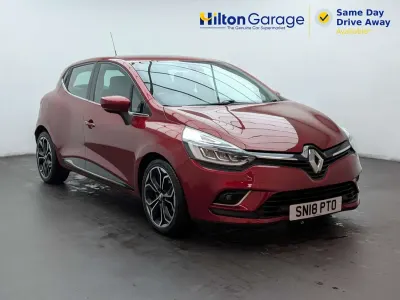 Usado Renault Clio IV Signature 120 CV (88 kW) 2018 Rojo Utilitario