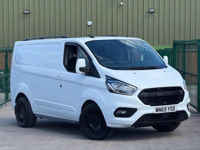 Used Ford Transit Custom Limited 130 HP (95 kW) 2019 White Van