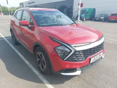 Gebraucht Kia Sportage 157 PS (115 kW) 2025 Rot SUV