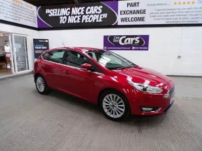 Used Ford Focus Titanium X 120 HP (88 kW) 2017 Red Hatchback