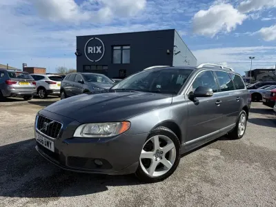 Używany Volvo V70 SE Lux 185 KM (136 kW) 2009 Szary Kombi