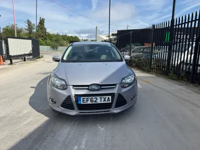 Used Ford Focus Zetec 115 HP (84 kW) 2012 Silver Hatchback