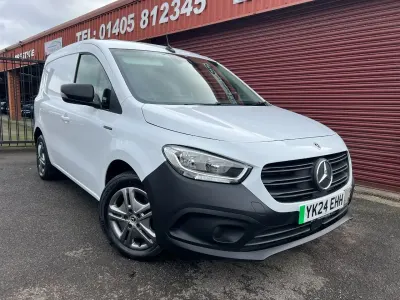 Used Mercedes eCitan Progressive 89 kW (122 HP) 2024 White Van