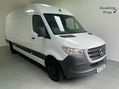 Usado Mercedes Sprinter Premium 150 HP (110 kW) 2023 Branco Van