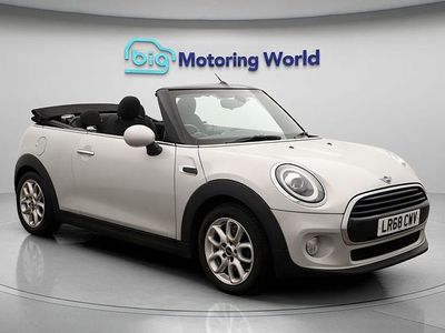 Used 2018 Mini Cooper Hatchback | £13,900 (Fair price)