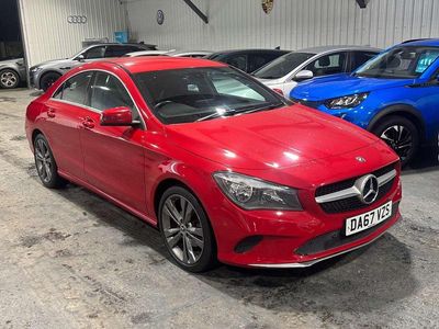 Used Mercedes CLA180 122 HP (89 kW) 2017 Red Sedan