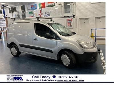 Used Citroën Berlingo 90 HP (66 kW) 2014 Silver MPV