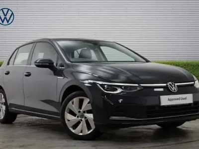 Używany VW Golf VIII 150 KM (110 kW) 2022