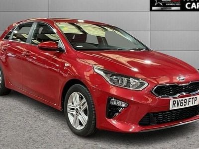 Used Kia Ceed 114 HP (83 kW) 2019 Red Hatchback