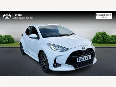 Used Toyota Yaris Design 2022 White Hatchback
