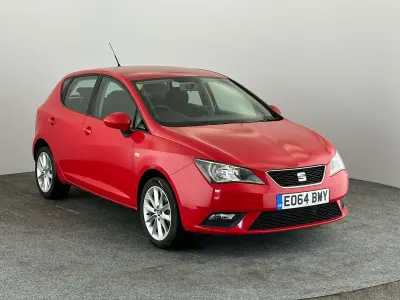 Usado Seat Ibiza 85 CV (62 kW) 2014 Rojo Utilitario