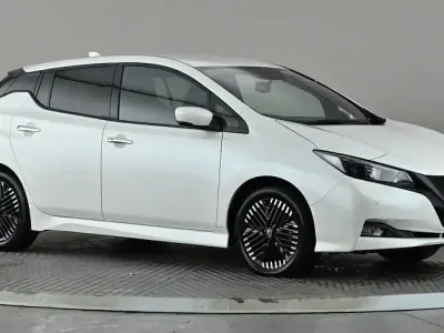 Used Nissan Leaf N-Connecta 110 kW (150 HP) 2025 Hatchback