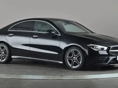 Usado Mercedes CLA220 AMG line 190 HP (139 kW) 2021 Preto Sedan