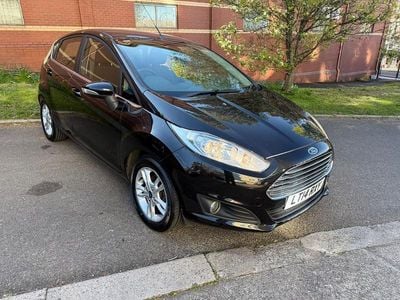 Used Ford Fiesta Zetec 82 HP (60 kW) 2014 Black Hatchback