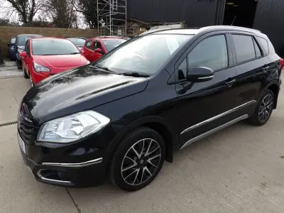 Begagnad Suzuki SX4 S-Cross SZ-T 120 HK (88 kW) 2016 Svart SUV