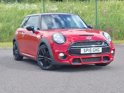 Used Mini Cooper S 192 HP (141 kW) 2015 Red Hatchback