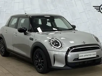 Used Mini Cooper Classic 134 HP (98 kW) 2023 Silver Hatchback