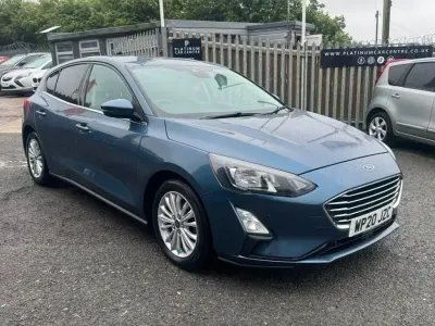 Used Ford Focus Titanium 125 HP (91 kW) 2020 Blue Hatchback