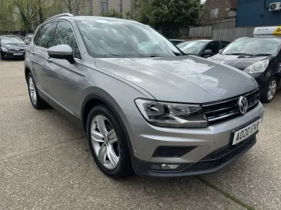 Usado VW Tiguan Match 150 HP (110 kW) 2020 Prateado SUV