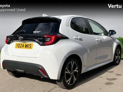 Used Toyota Yaris Hybrid Design 116 HP (85 kW) 2024 White Hatchback