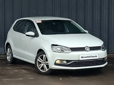 Usado VW Polo Edition 60 HP (44 kW) 2017 Branco Citadino