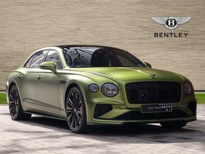 New Bentley Flying Spur 770 HP (566 kW) 2025 Tourmaline green Sedan