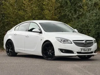 Second-hand Vauxhall Insignia SRi 195 CP (143 kW) 2014 Alb Hatchback