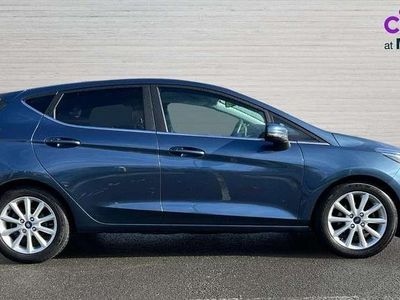 Used Ford Fiesta Titanium 125 HP (91 kW) 2018 Blue Hatchback