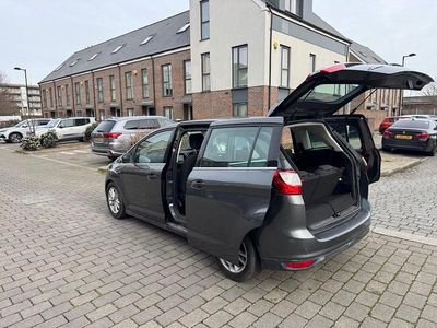 Used Ford Grand C-Max Zetec 2017 Grey MPV