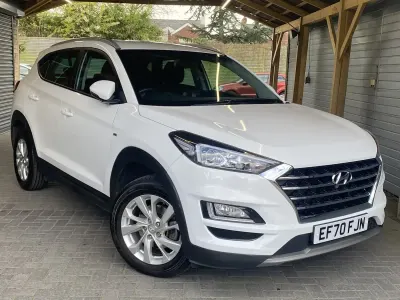 Used Hyundai Tucson SE 136 HP (100 kW) 2020 White SUV