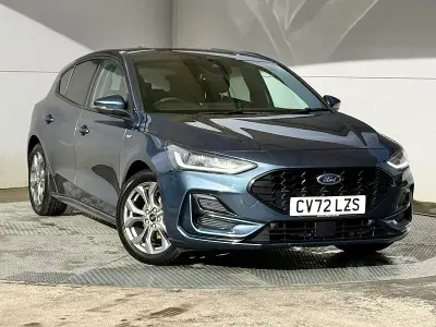 Used Ford Focus ST-Line 125 HP (91 kW) 2022 Blue Hatchback