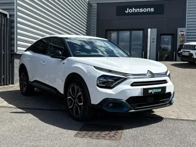 Used Citroën e-C4 Shine 100 kW (136 HP) 2022 White Hatchback