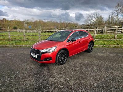 Used DS Automobiles DS4 2015 Orange Hatchback