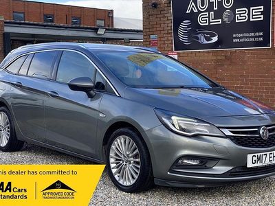 Used Vauxhall Astra Elite 150 HP (110 kW) 2017 Grey Estate