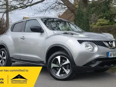 Usado Nissan Juke 112 HP (82 kW) 2018 Prateado SUV