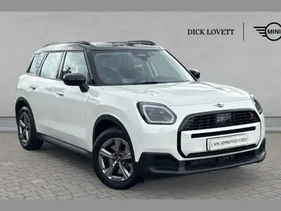 Usado Mini Countryman Classic 214 HP (157 kW) 2024 Branco SUV