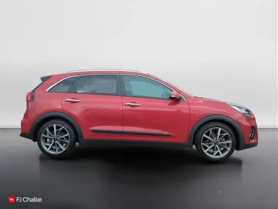 Used Kia Niro Premium 141 HP (103 kW) 2020 Red SUV
