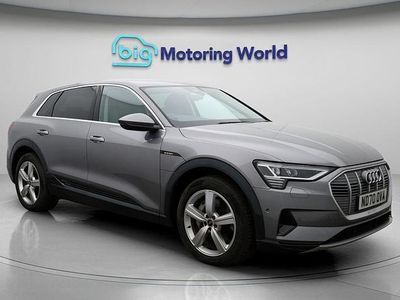 Usado Audi e-tron 300 kW (408 HP) 2020 Cinzento SUV