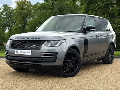 Used Land Rover Range Rover 404 HP (297 kW) 2021 Grey SUV