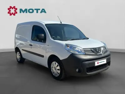 Used Nissan NV250 Acenta 95 HP (69 kW) 2021 White Van