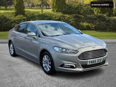 Used Ford Mondeo Zetec 150 HP (110 kW) 2016 Silver Hatchback