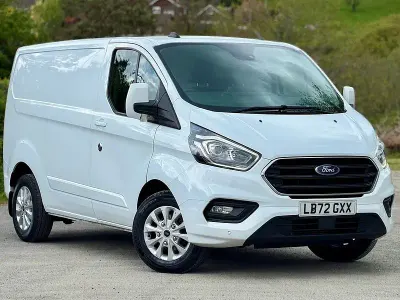 Used Ford Transit Custom Limited 130 HP (95 kW) 2023 White Van