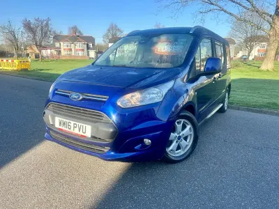 Used Ford Tourneo Connect Titanium 120 HP (88 kW) 2016 Blue MPV