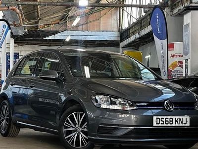 Used VW Golf VII SE 130 HP (95 kW) 2018 Grey Hatchback