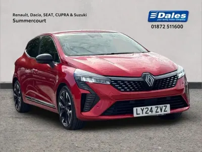 Used Renault Clio V Techno 140 HP (102 kW) 2024 Red Hatchback