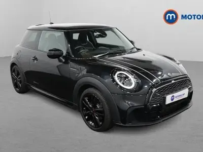 Usado Mini Cooper Hatch 136 CV (100 kW) 2022 Negro Utilitario